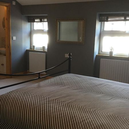 6 Beili Priory Apartment Abergavenny Exterior foto